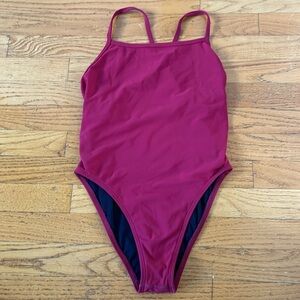 Jolyn Scotty One Piece Size 32